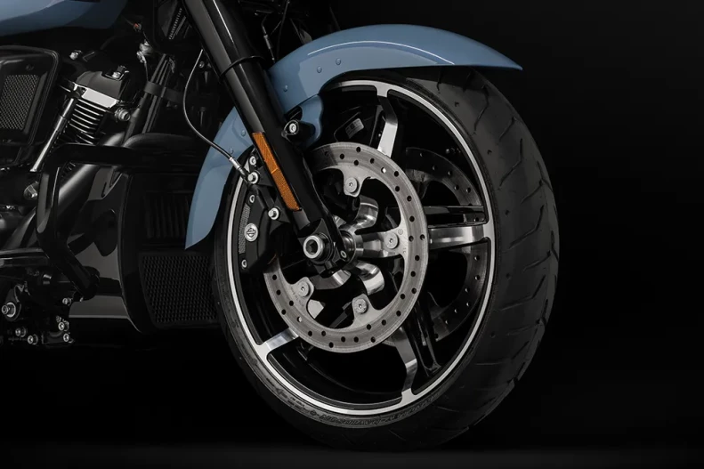 Contrast Cut Wheels